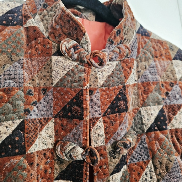 Vintage 90s Velvet Quilted Patchwork Patterned Jacket w/ Frog Closures - Picture 3 of 15